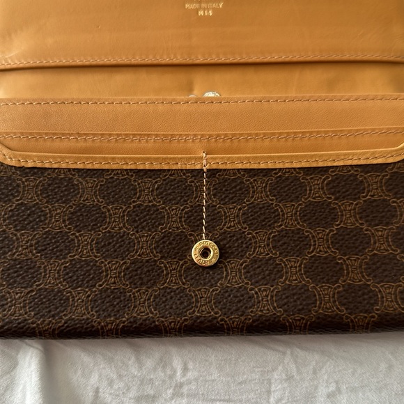 Celine Wallet - Picture 14 of 14